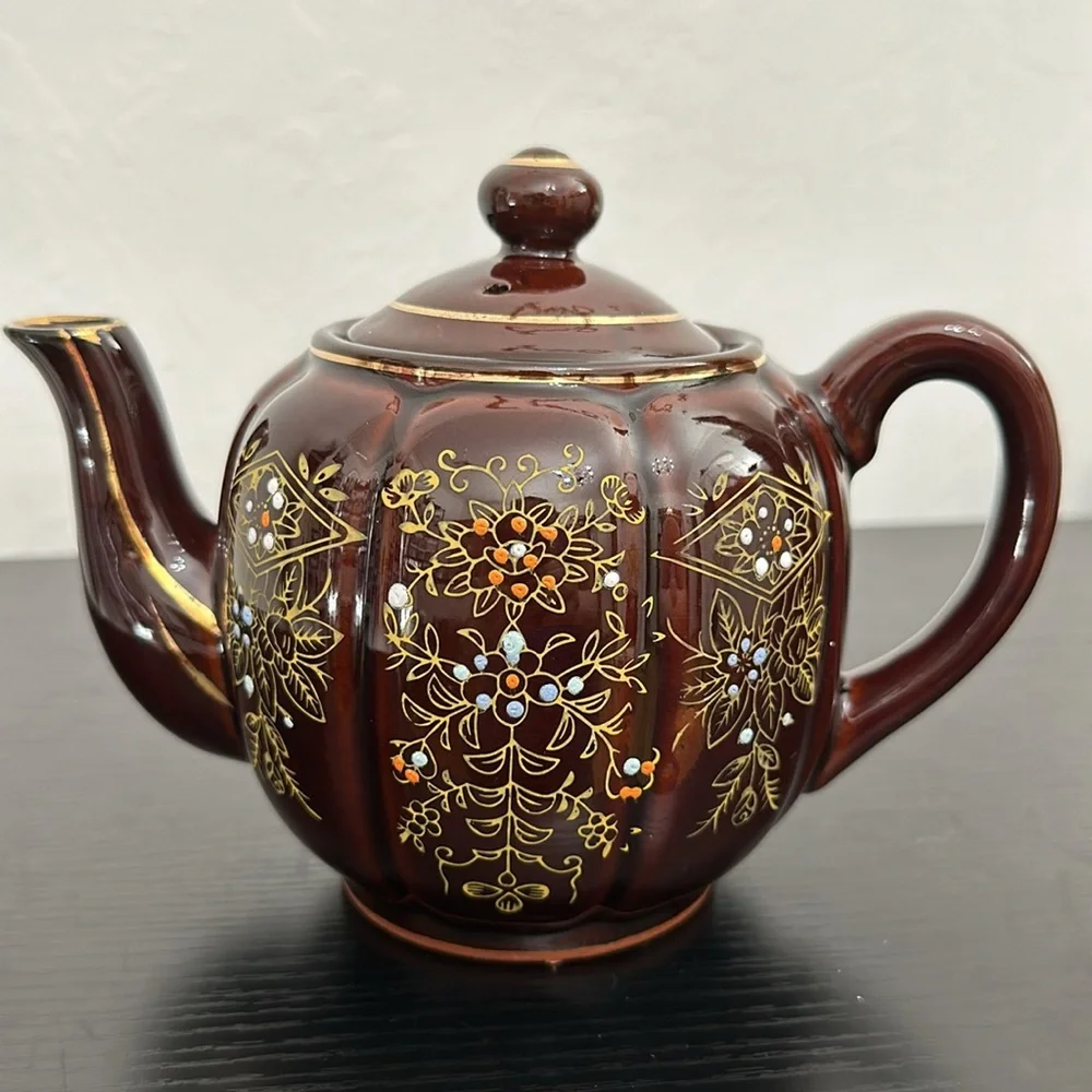 1940’s Vintage Japanese Moriage Hand Painted Pottery Teapot